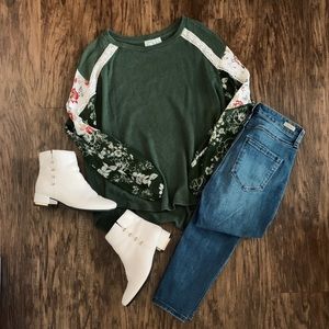 June floral sleeve sweater